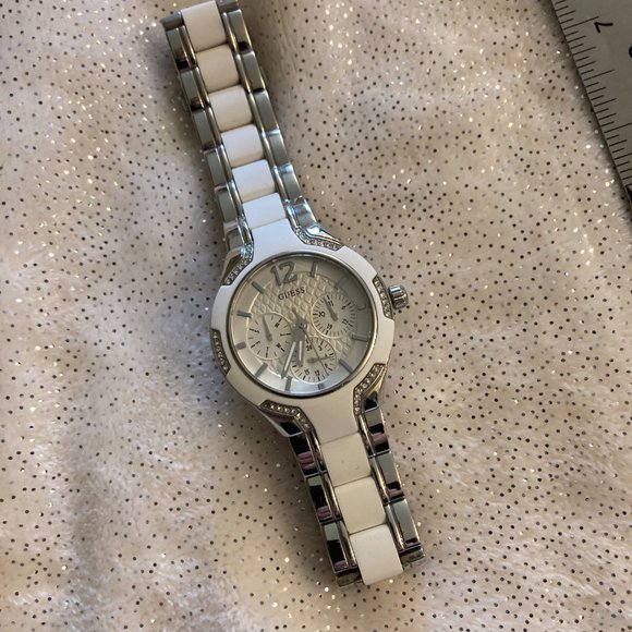 Guess Watch - Picture 3 of 4